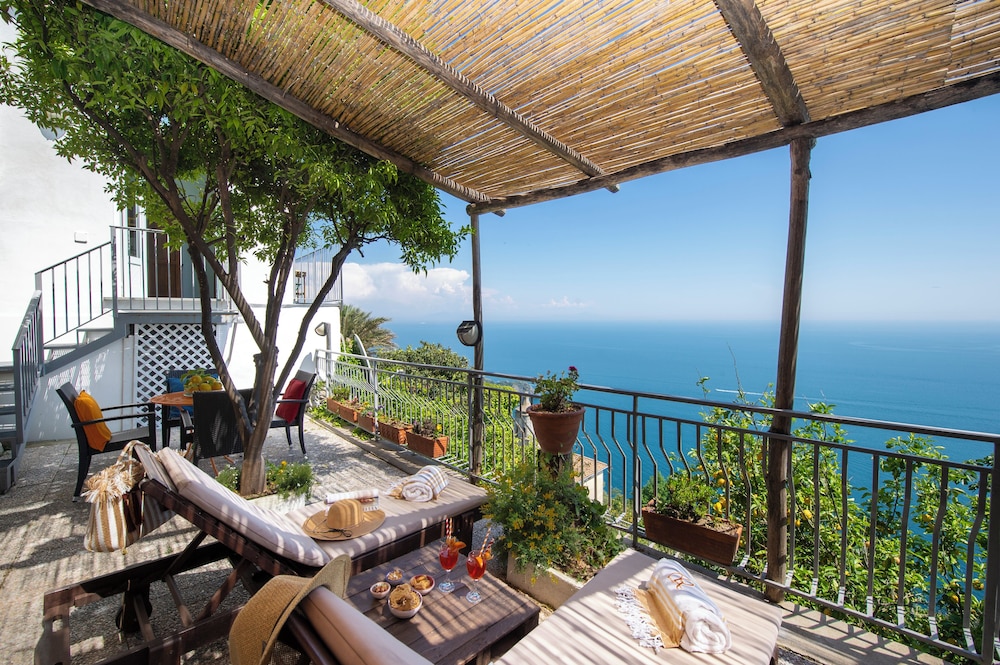 Amalfi residence