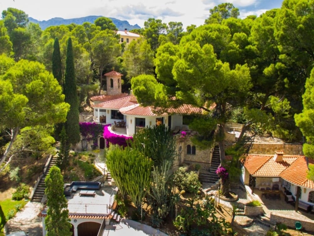 Th06 Villa in Miami Platja 6 Bedrooms