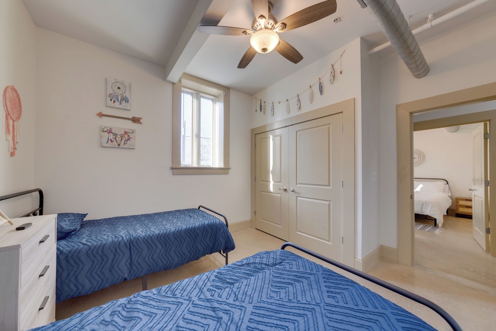 Cozy St Louis Apartment < 4 Mi to Downtown! view 4
