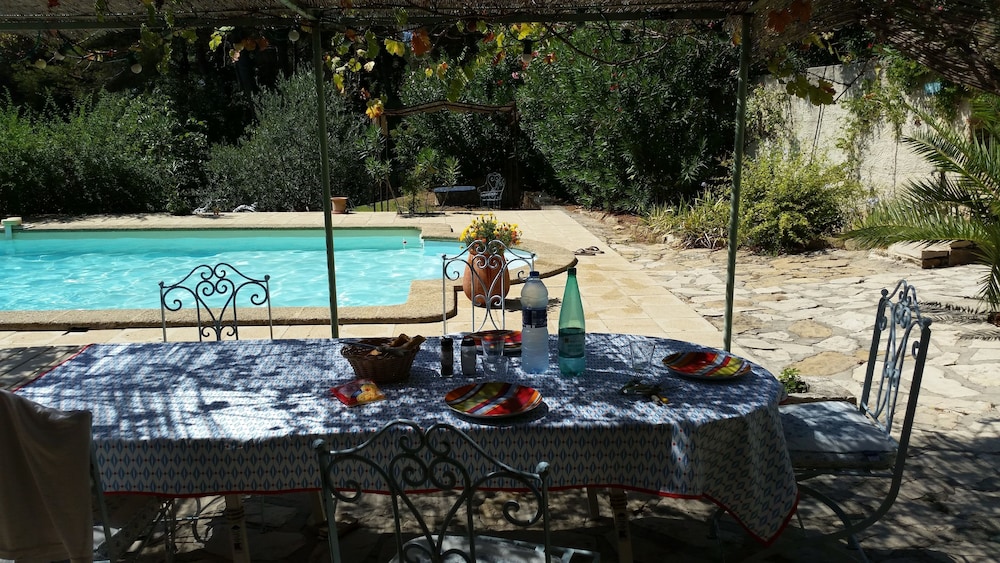 Domaine des Restanques view 4