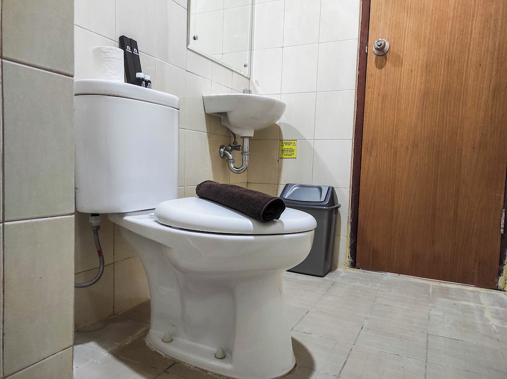 Luxurious 1BR at Vida View Makassar Apartment