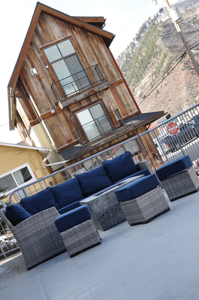 The Bunkhouse - Hostel
