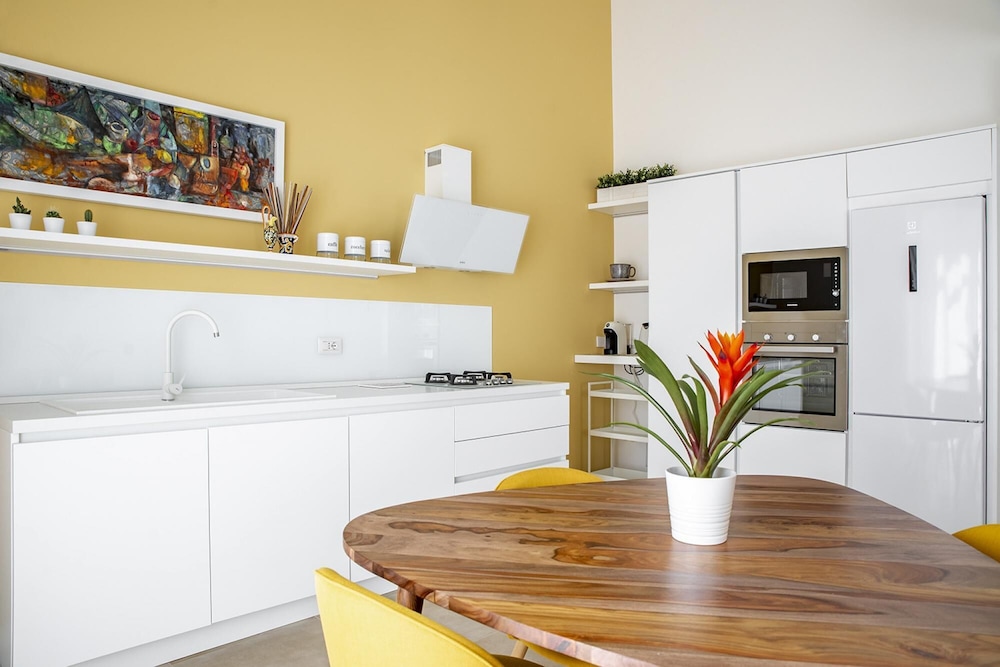 Helios Duplex a due Passi da Ortigia by Wonderful Italy view 2