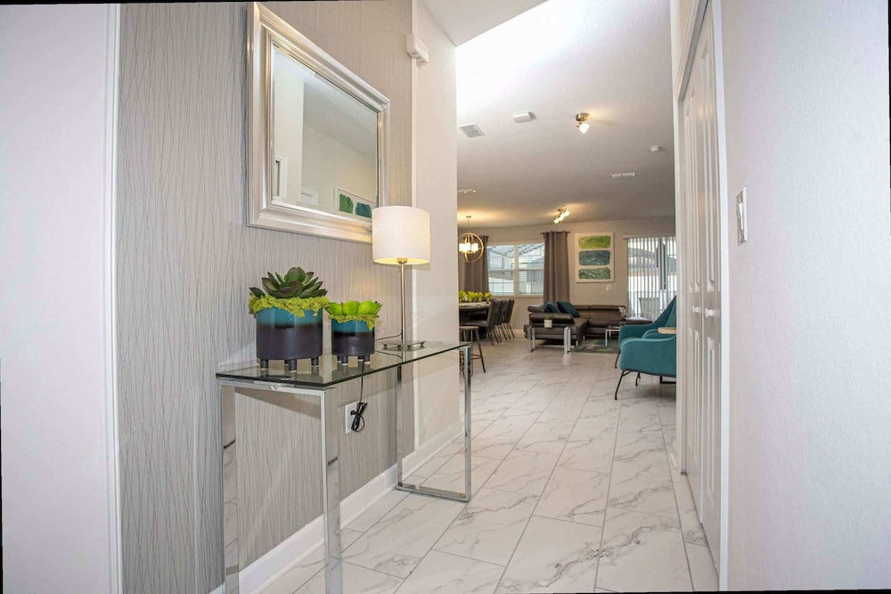 5BR Private Pool Resort Amenities Near Disney