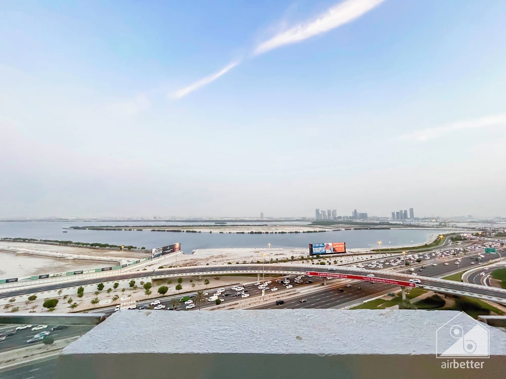 Gorgeous 1B Apt With Balcony in Azizi Fawad