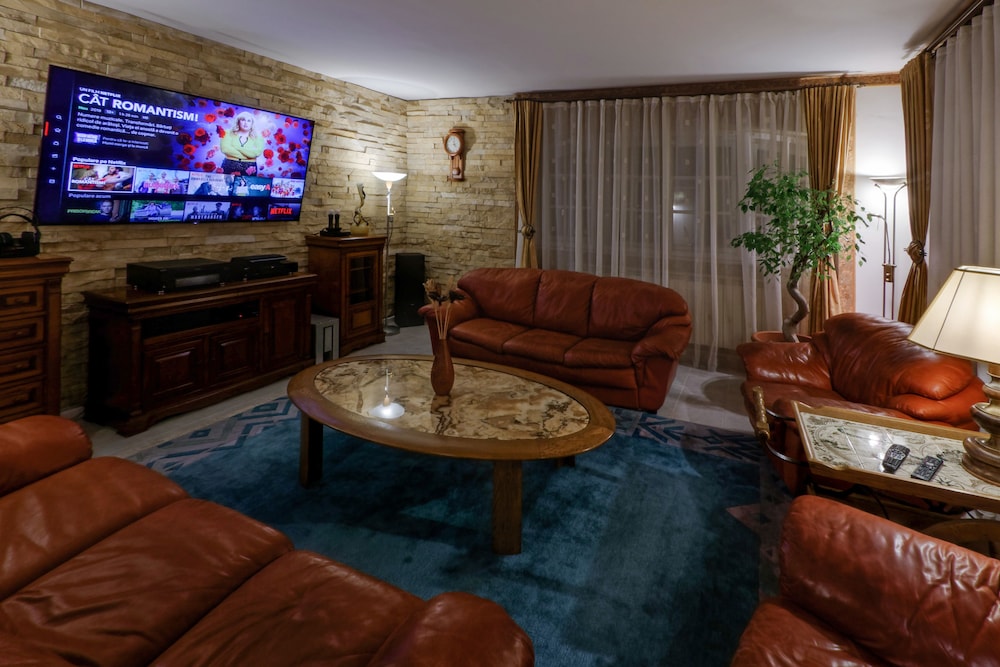 Boutique Hotel Club Austria view 3