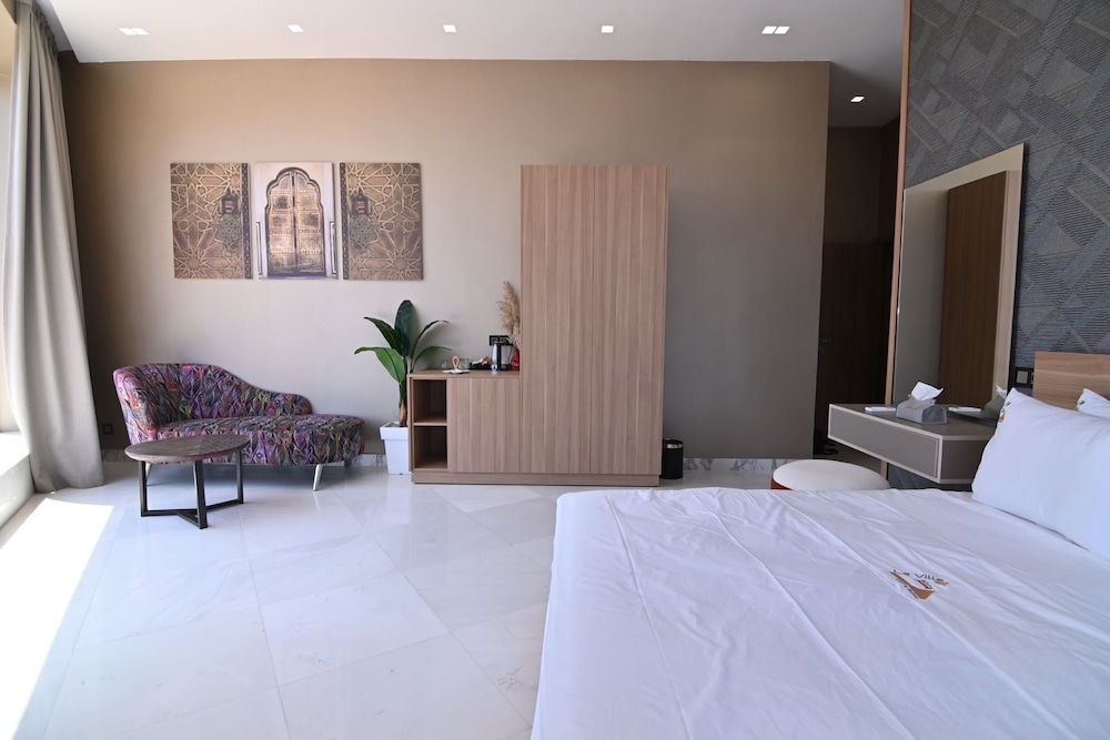 La villa luxury suites