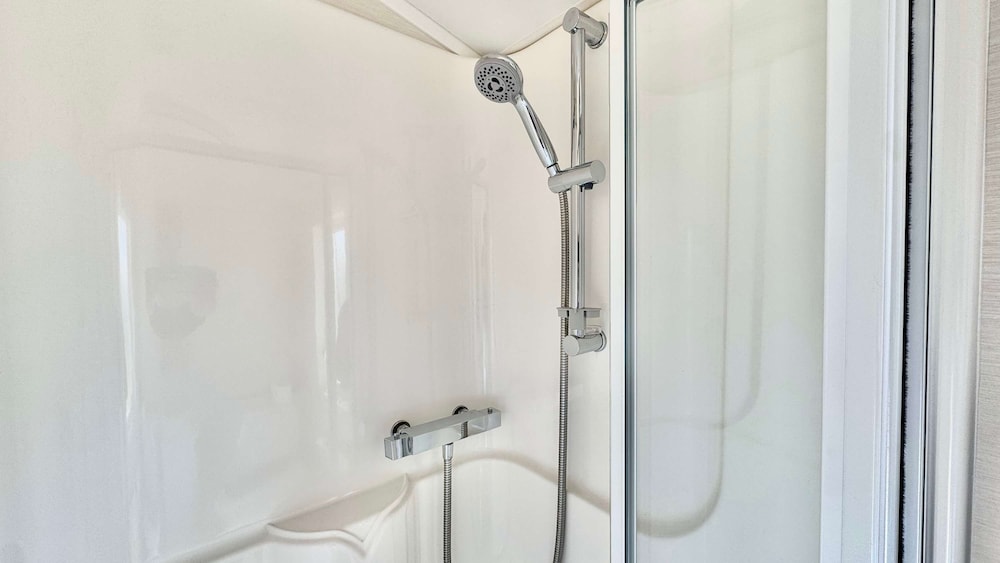 Marton Mere - 3 Bedroom Caravan