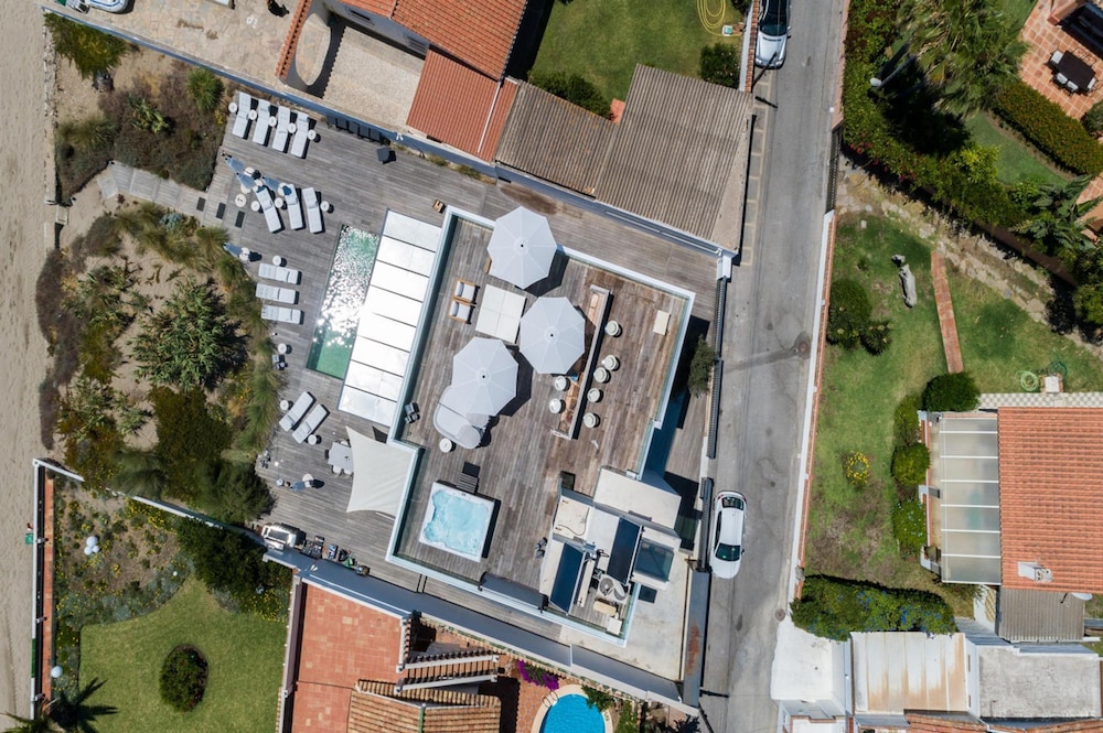 Villa Frontline Beach Costabella - Marbella