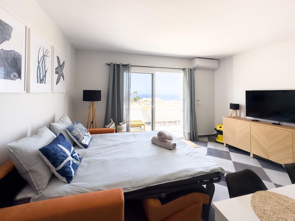 Serenity Ocean View 1BR Holiday Valley Costa Adeje