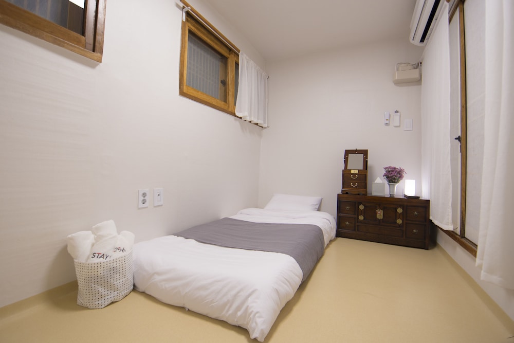 STAY256 Hanok Guesthouse