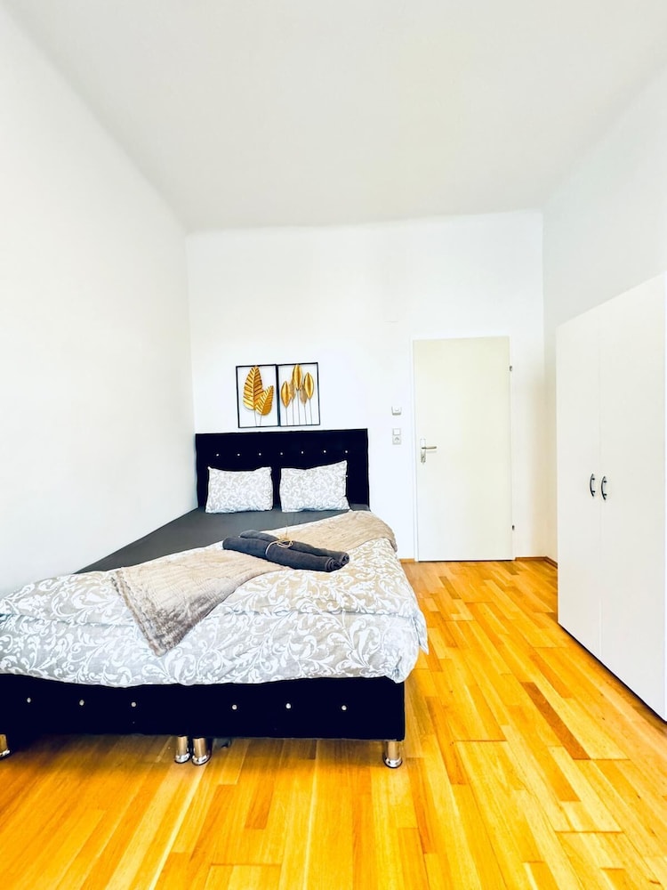Cozy 2BR for 5 Near Schönbrunn