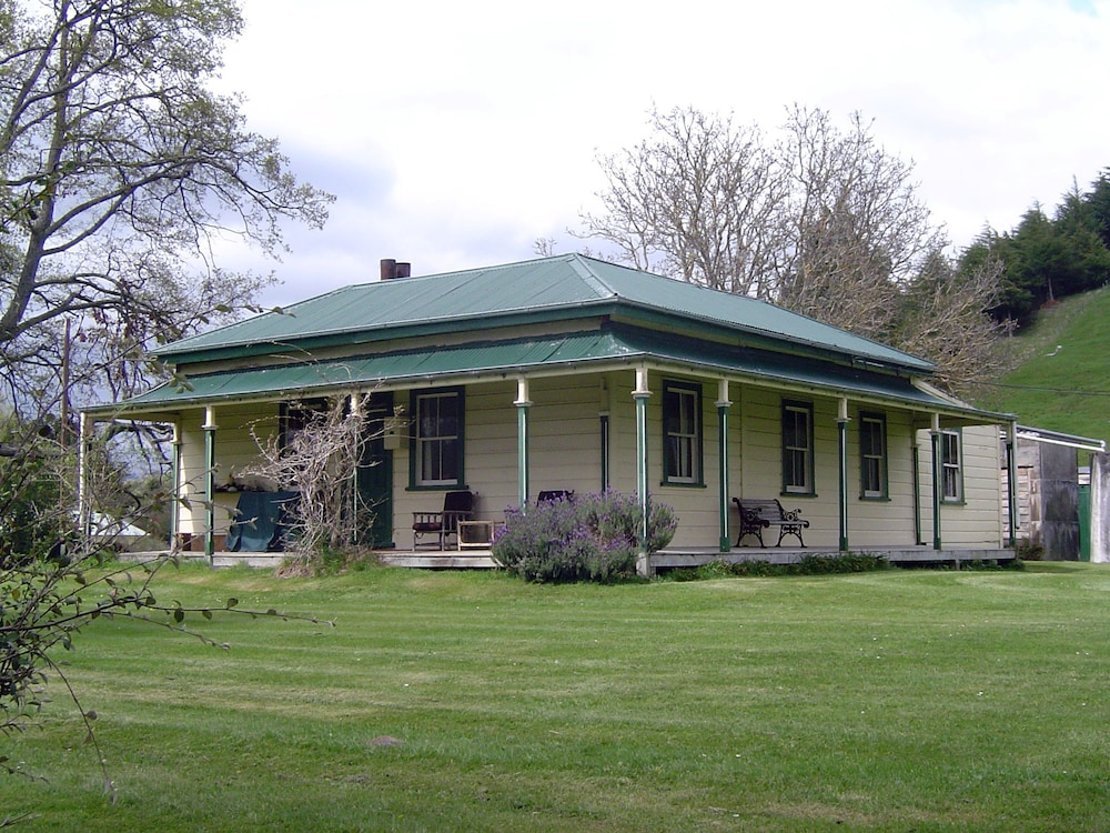 Mairenui Rural Retreat view 4