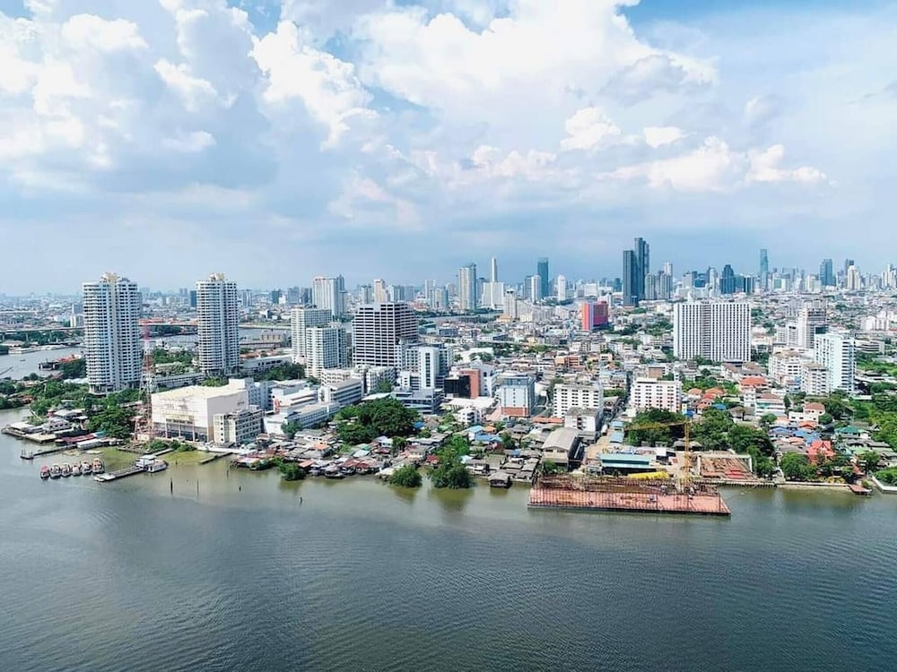 Riverview Condo Near Icon Siam Hi Speed Internet