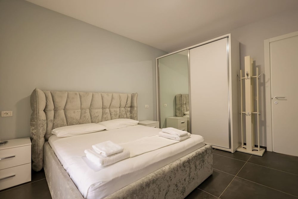 Sanpietro Vacation Apartment 030