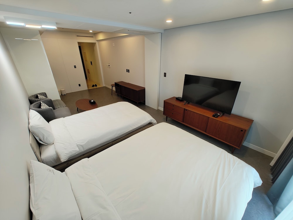 W Residence Hotel Centum City 30