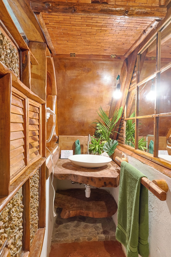 CHALET TROPICAL Hotel & Restaurant-Pizzeria