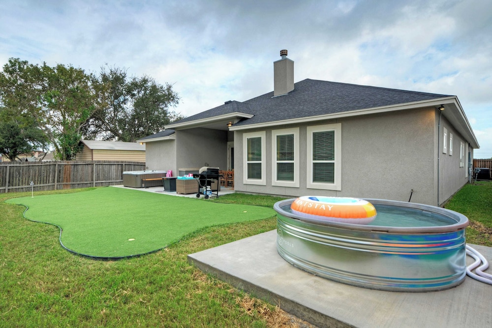 Graford by Avantstay Hot Tub, Firepit, Mini Putt