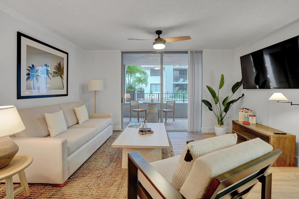 Dharma Home Suites Coral Gables at Gables Grand Plaza, 写真 53