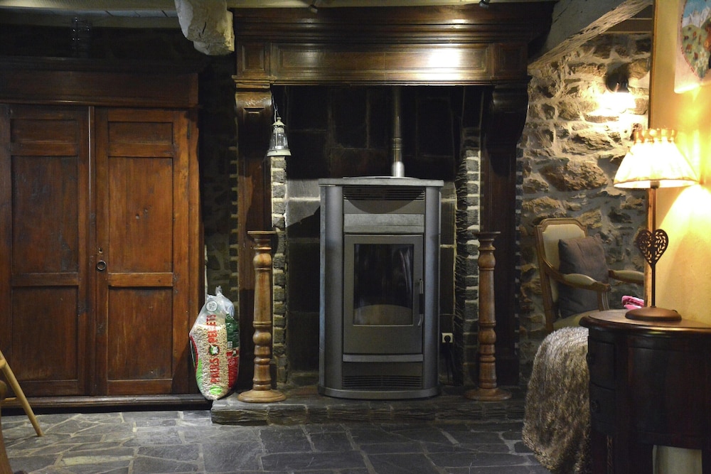 Farmhouse in Belgium Near Lake Coo & Jacuzzi