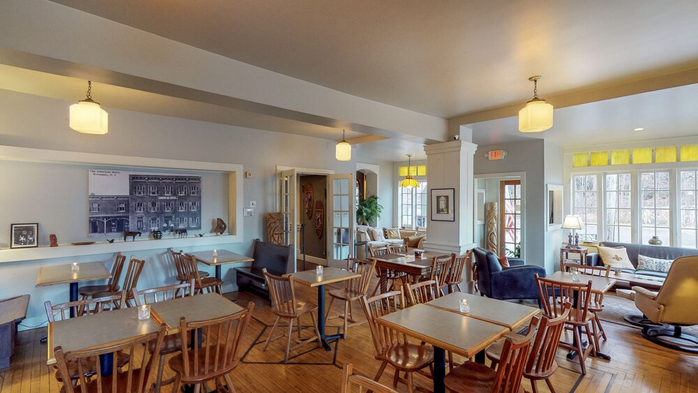 The 1850 House Inn and Tavern view 4