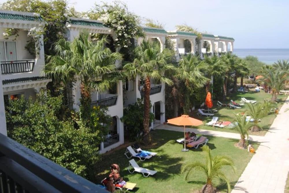 Hotel Palmyra Golden Beach Families and Couples - Image 1