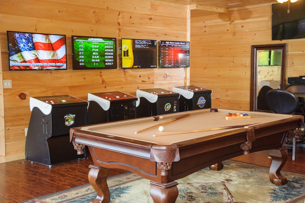 Luxury 14BR Haven: Views Games Hot Tubs More, Foto 37