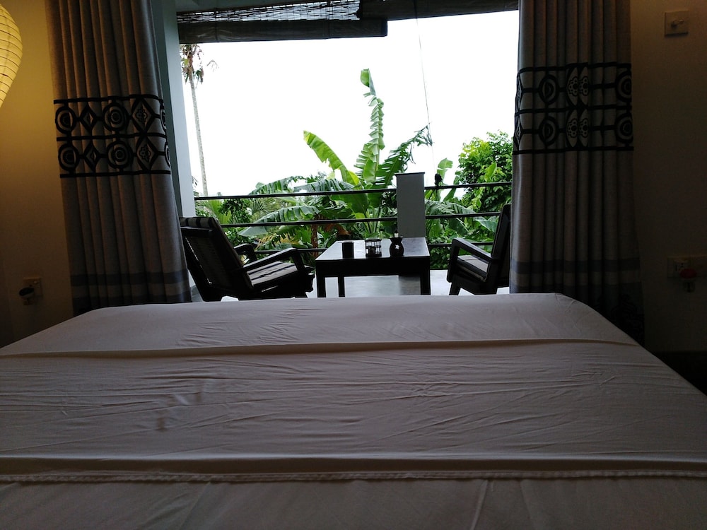 Lara's Place Unawatuna