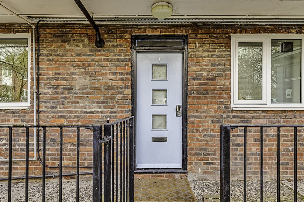 Cosy & Quiet Flat With Garden Close Central London