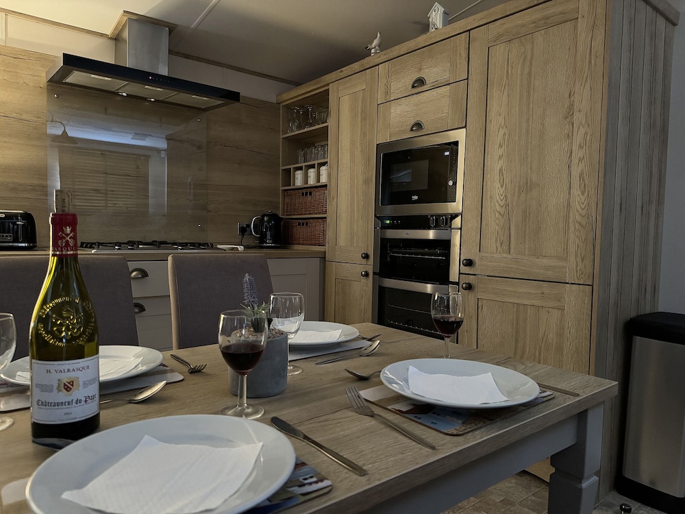 Hopton Lodge Retreat
