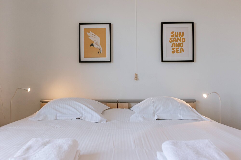Huswell - Seafront Appartment With Stunning Views