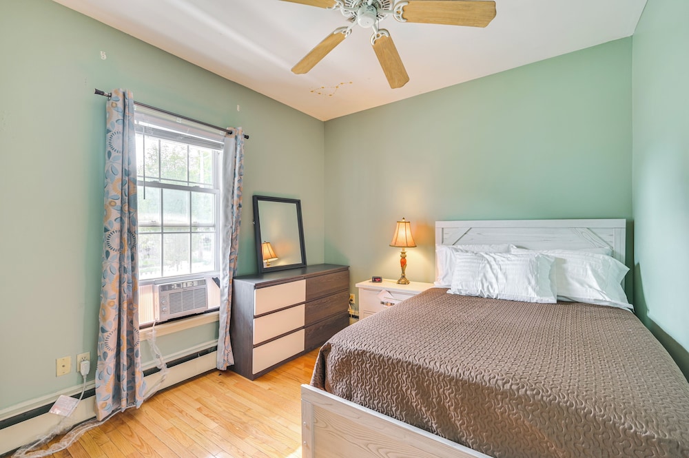 9 Mi to Dtwn Boston: Cozy Malden Apartment