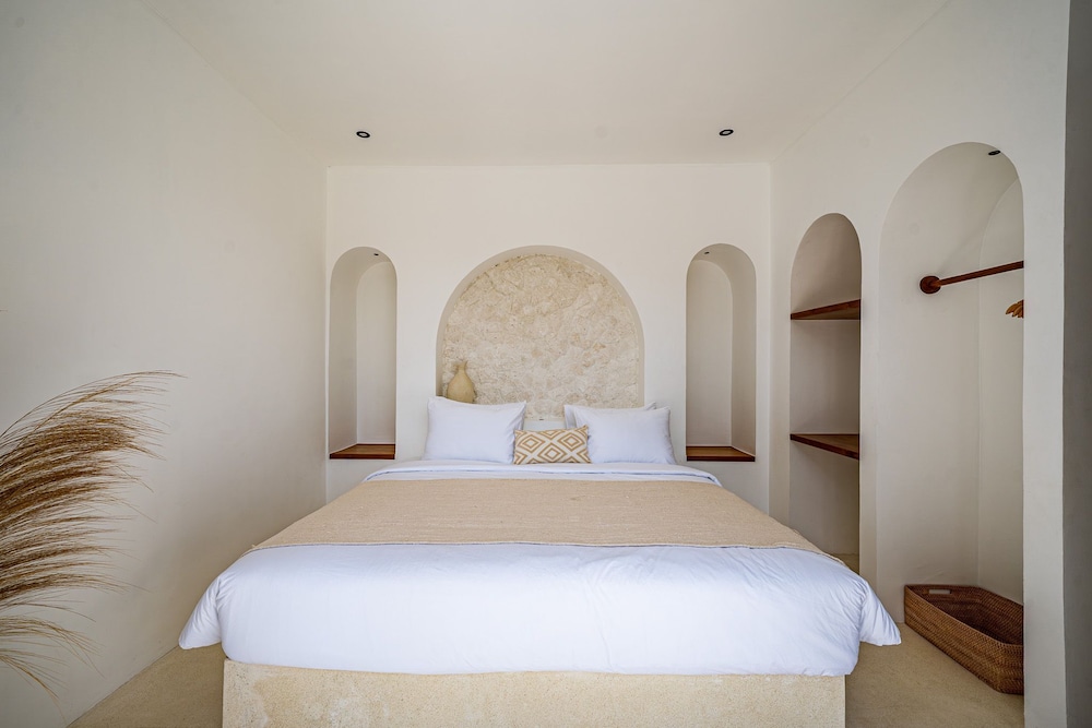 Casa Blanche Canggu