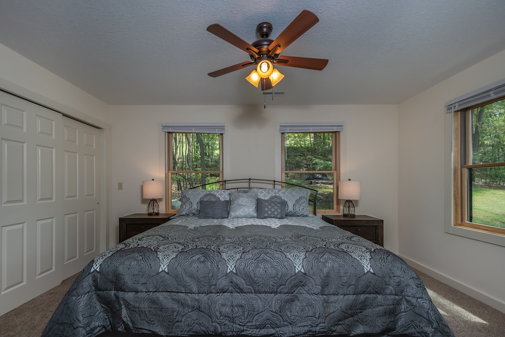 Whistling Oaks view 5