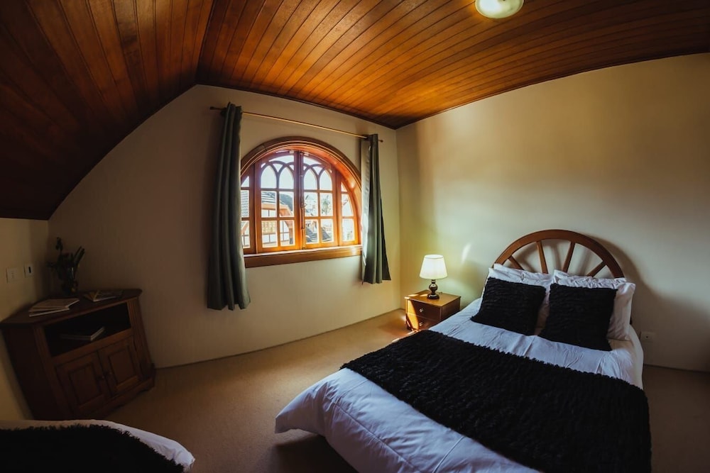 Cerejeira Guest House
