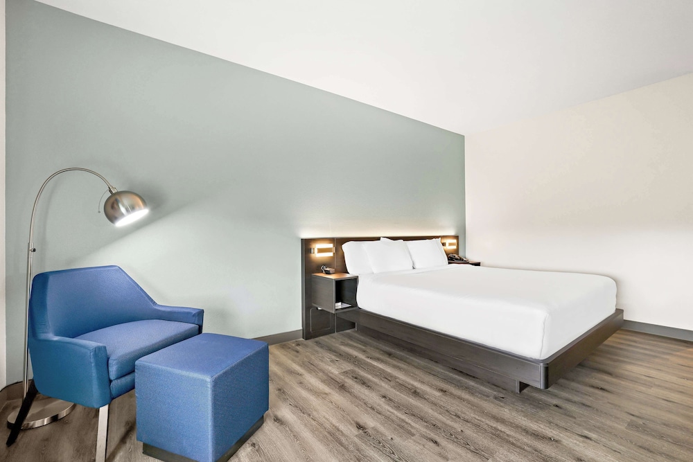 Kinder Vacations - Best Western Iowa/Lake Charles East - Property Image 5