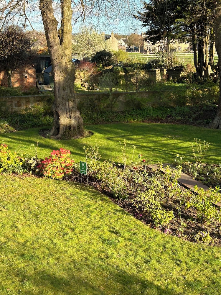 Glen Lyon Lodge Bed & Breakfast