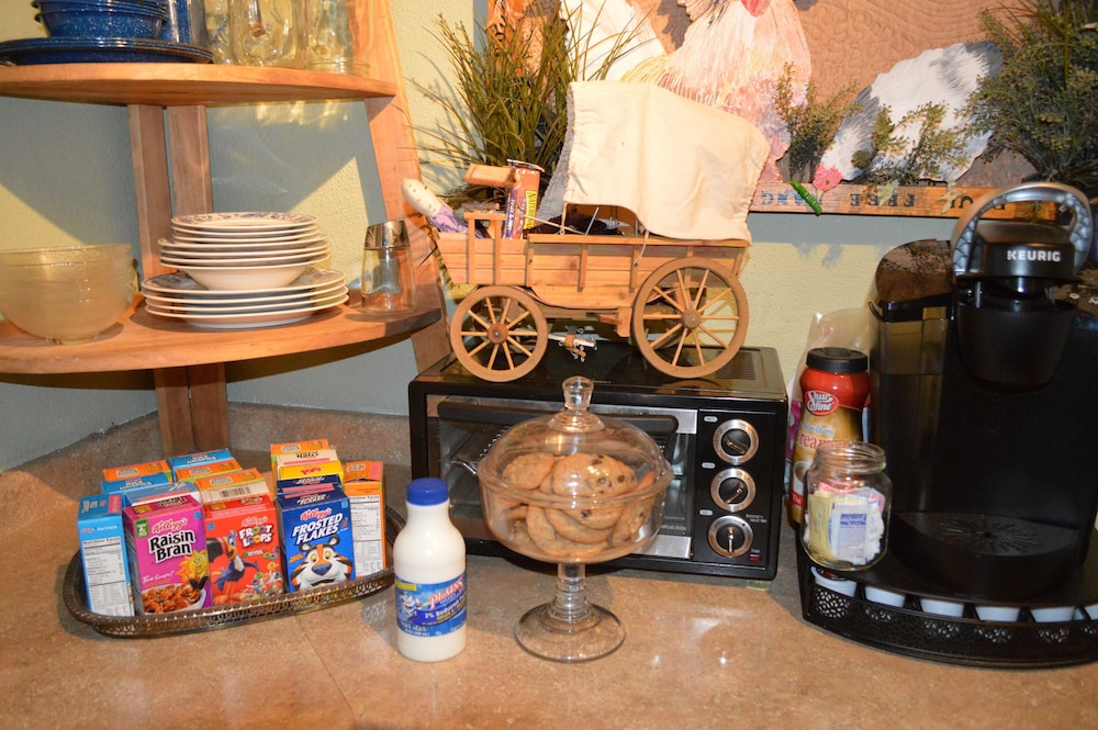 Covered Wagon B&B Guesthouse