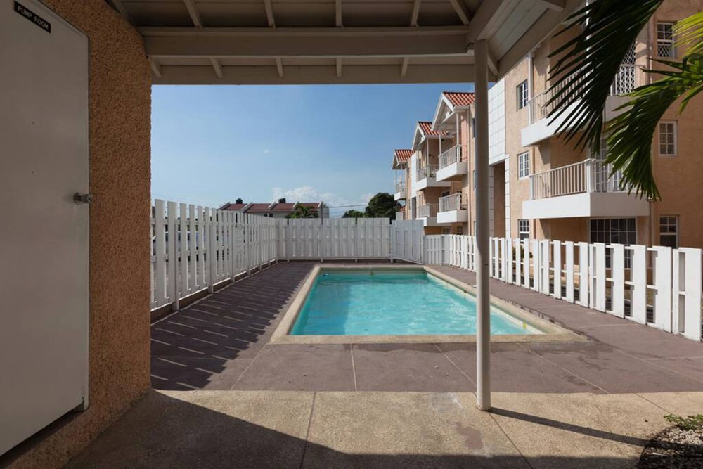 Kingston Most Centrally Located One Bdrm