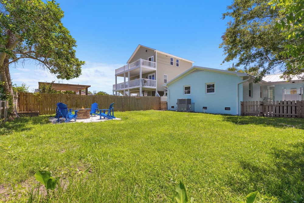 Rec Player's Retreat by Carolina Retreats