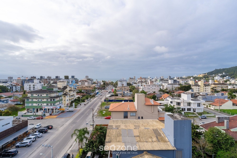 1 Bedroom Apartment 550m From Jurere Beach Cej0304
