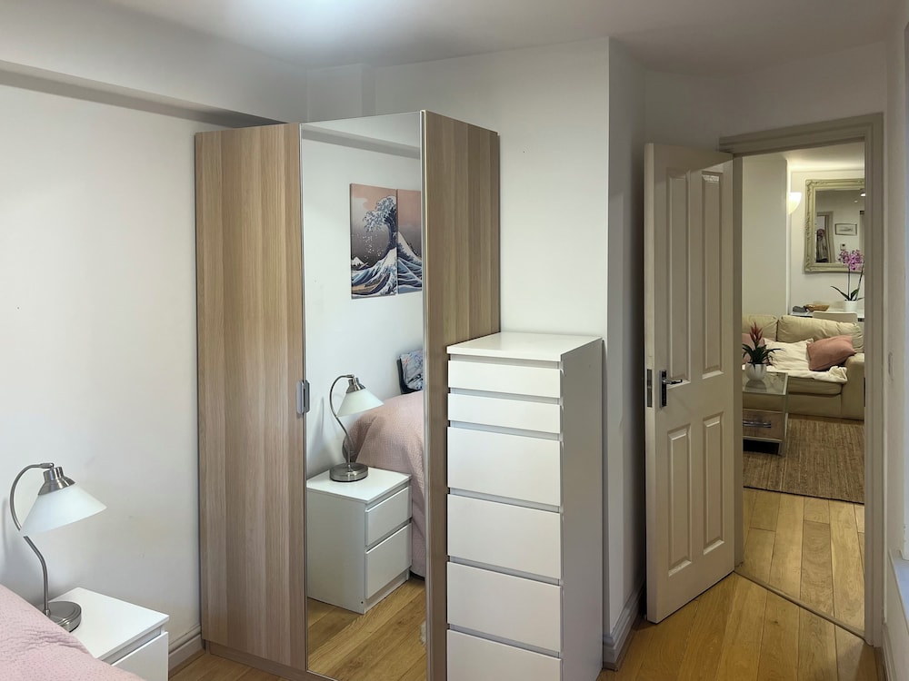 Charming 2bedroom flat in Shepherds Bush