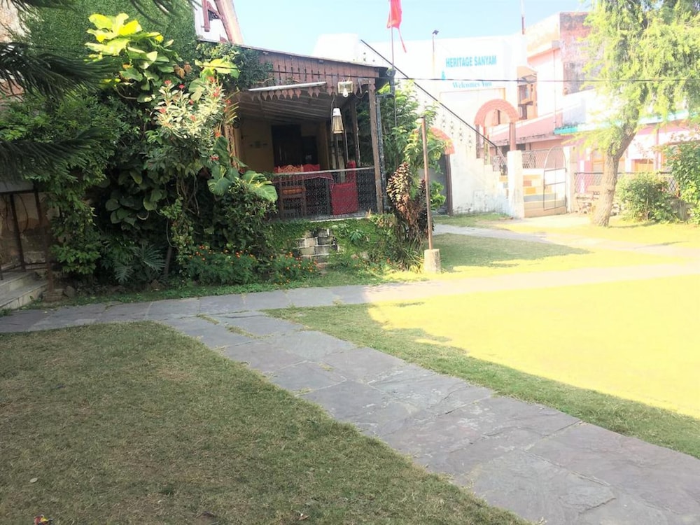 Photo 21