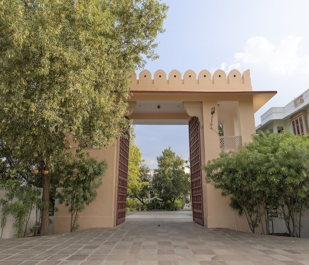 Chandsen Eco Dera Wellness Retreat & Spa view 2