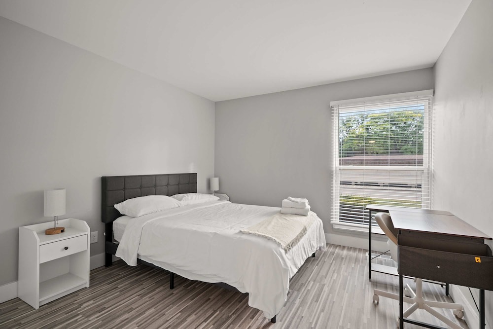Tranquil 2BR 2BA Getaway for the Family