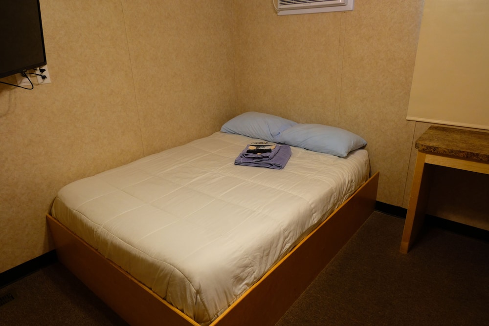 Target Hospitality-Delaware Lodge Orla view 5