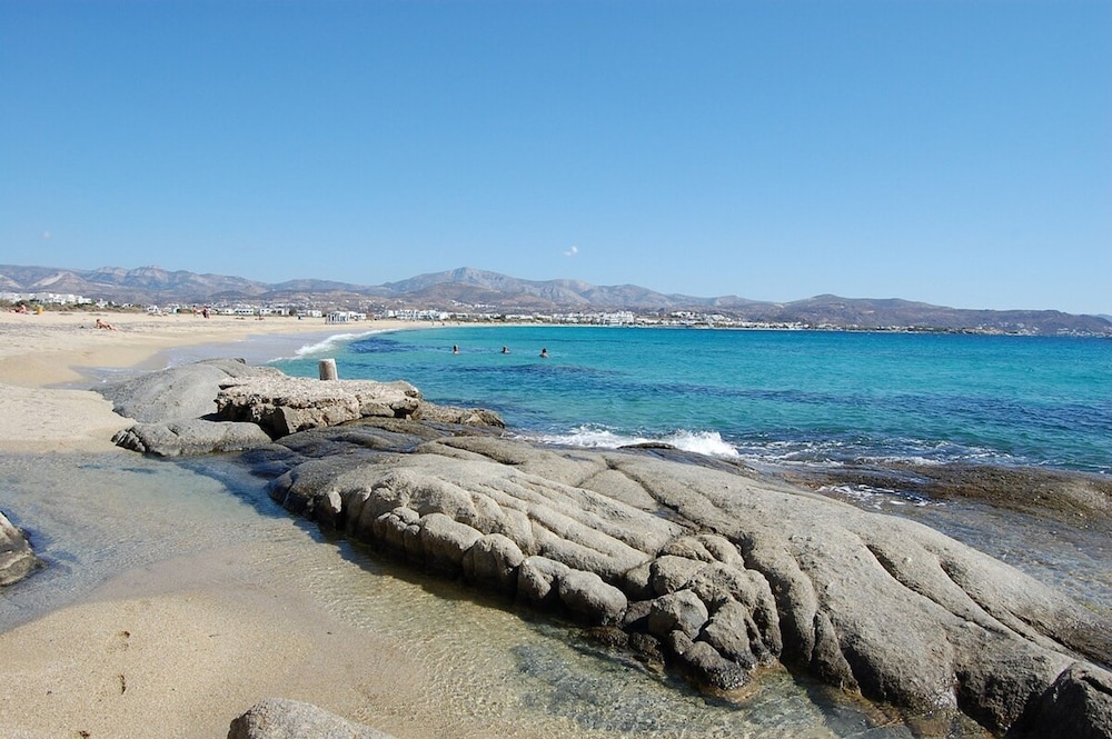Prokopios Cottage Cycladic Home a Walk to Beach