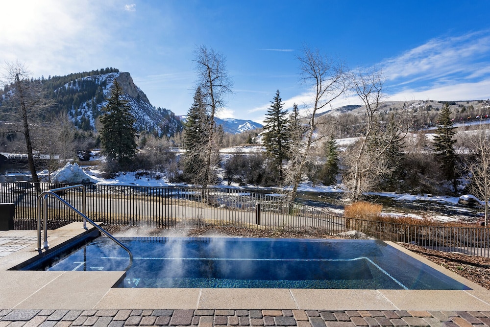 Riverfront Lodge view 4