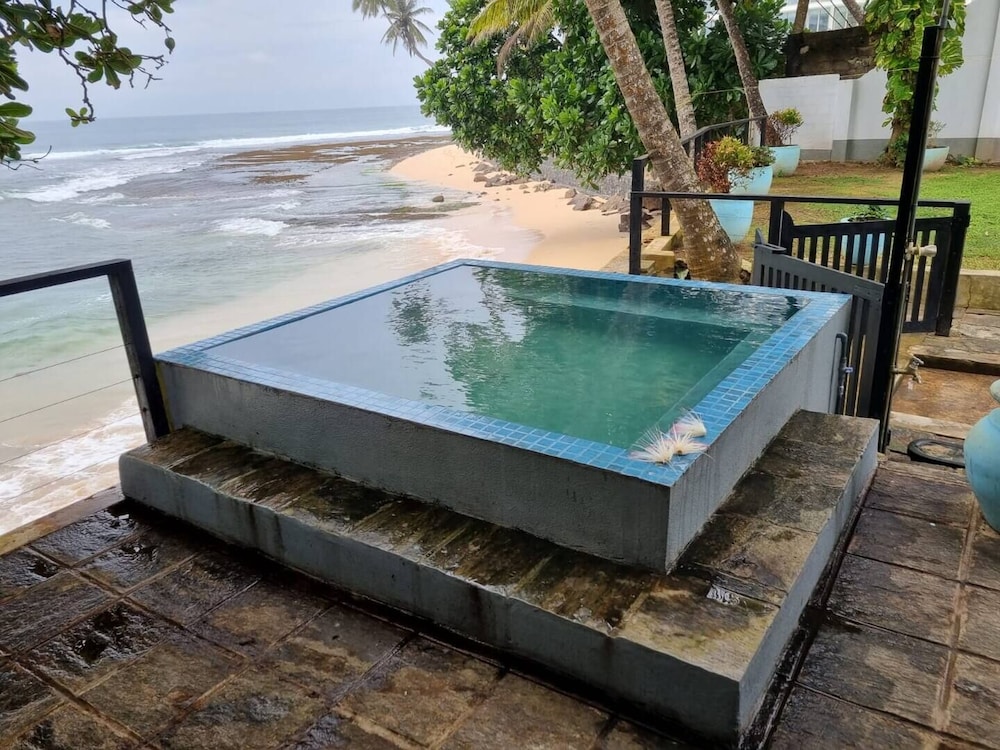 Marleys Beach House