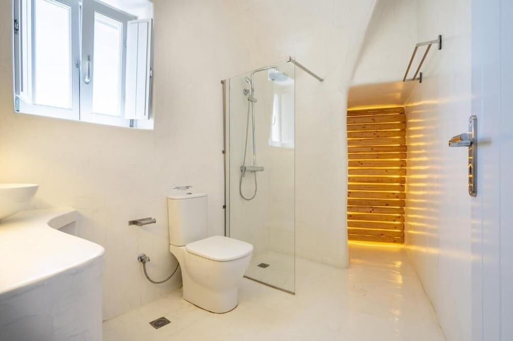 Karpimo Suites